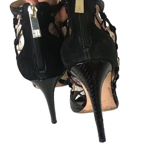 Ivanka Trump caged heels - Picture 10 of 11